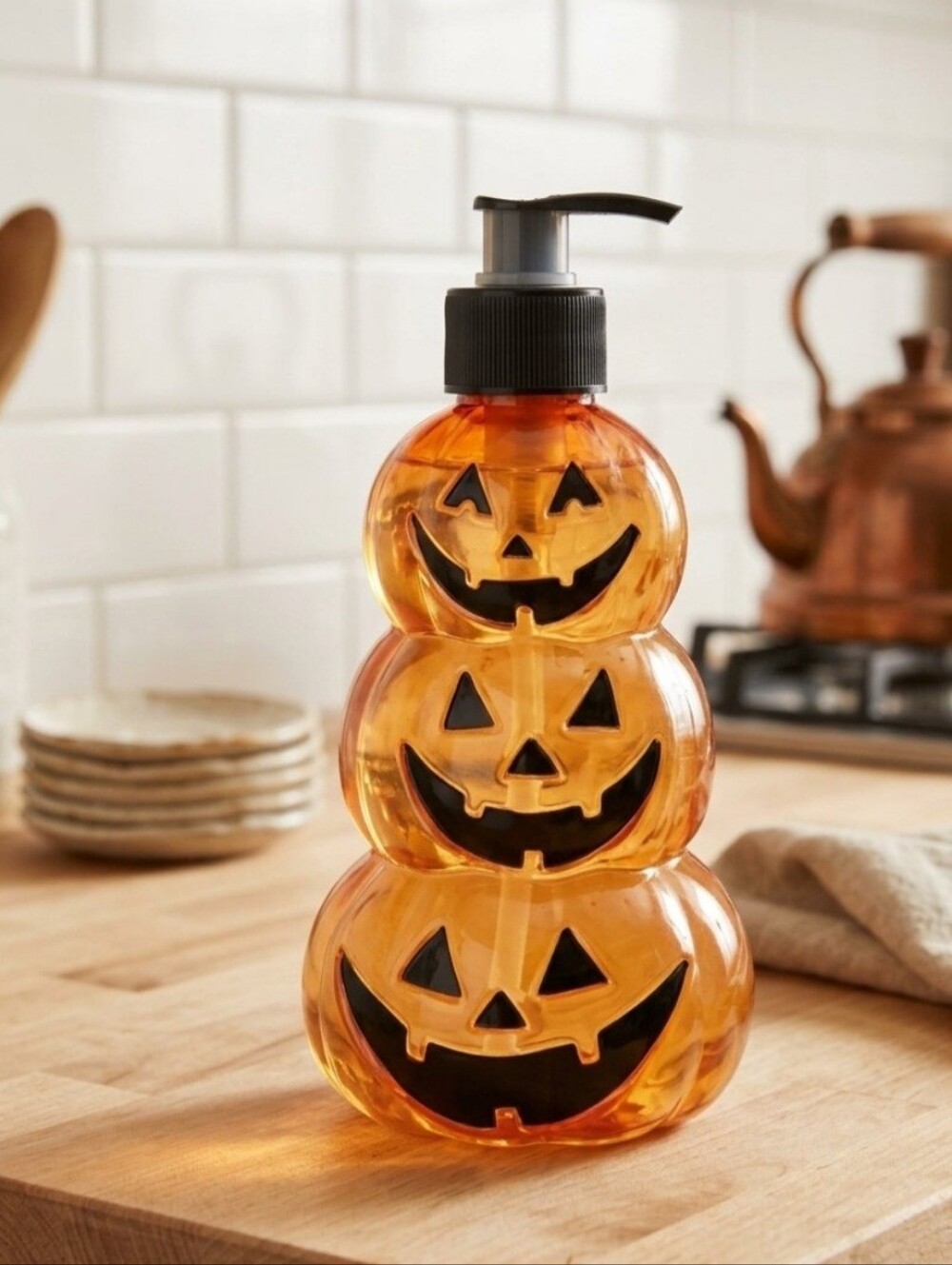 Stacked Pumpkin Jack-O'-Lantern Scented Soap Dispenser NWT